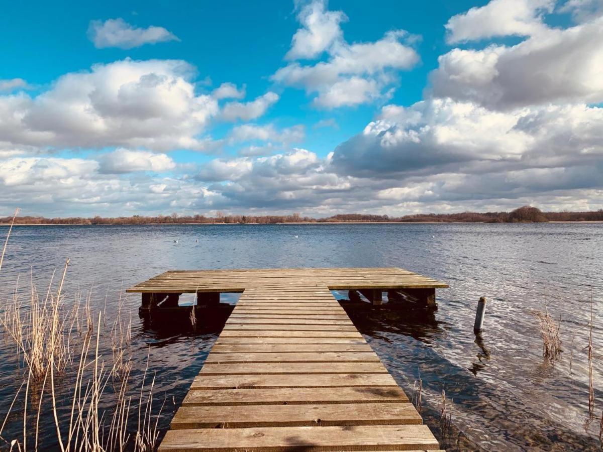 Seehotel Zarrentin Zarrentin am Schaalsee Zewnętrze zdjęcie