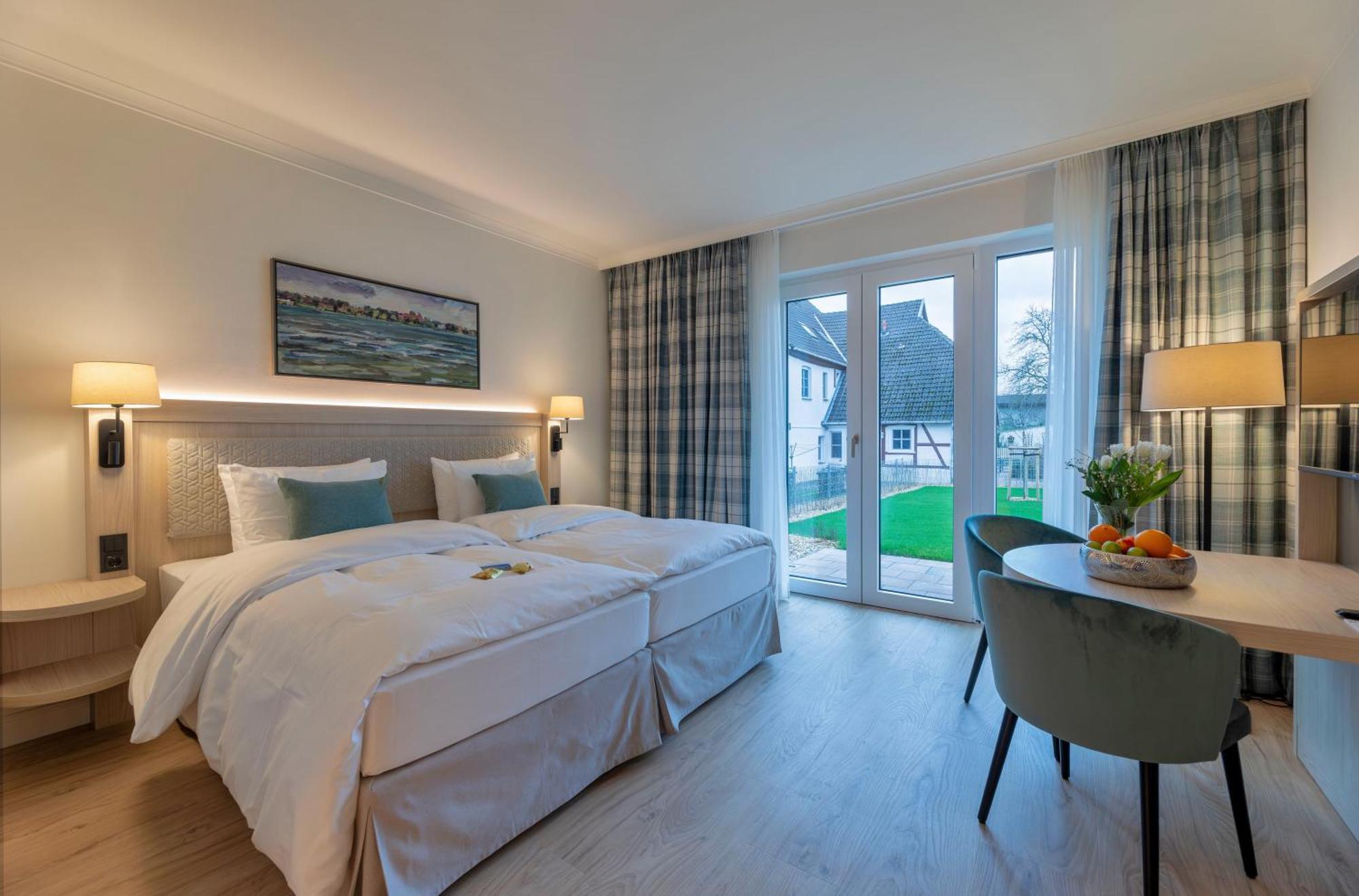 Seehotel Zarrentin Zarrentin am Schaalsee Zewnętrze zdjęcie