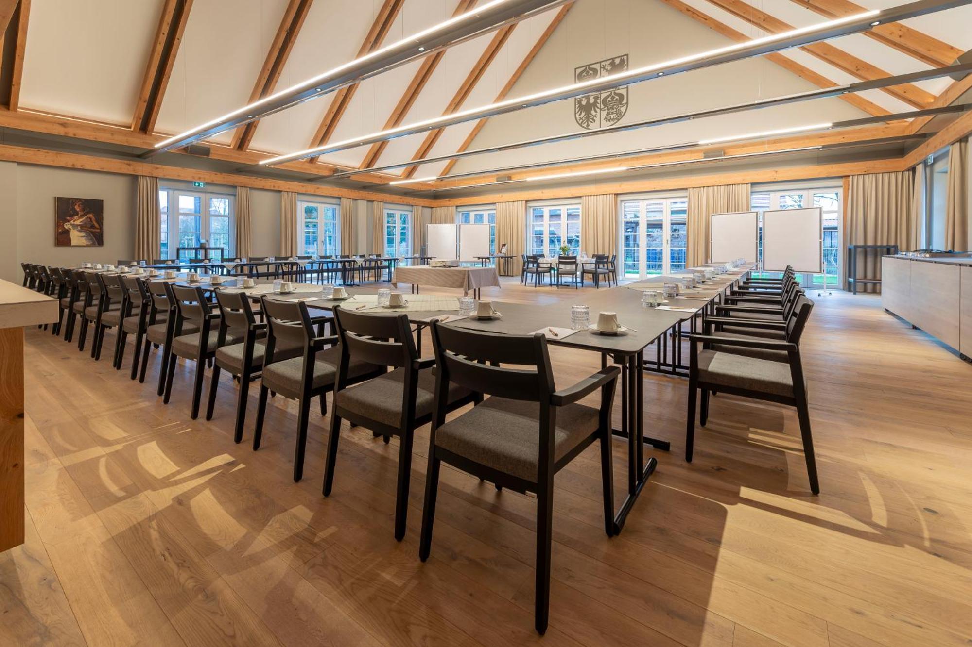 Seehotel Zarrentin Zarrentin am Schaalsee Zewnętrze zdjęcie
